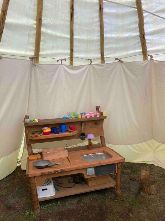 Aughavannagh Yurt Glamping Aughrim Exterior foto